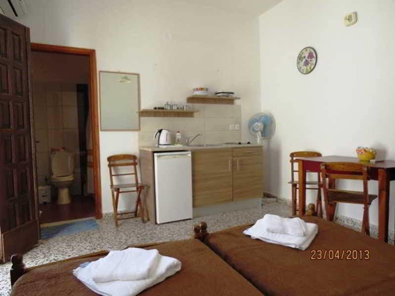 Sarris Studios & Apartments Líndos Eksteriør bilde